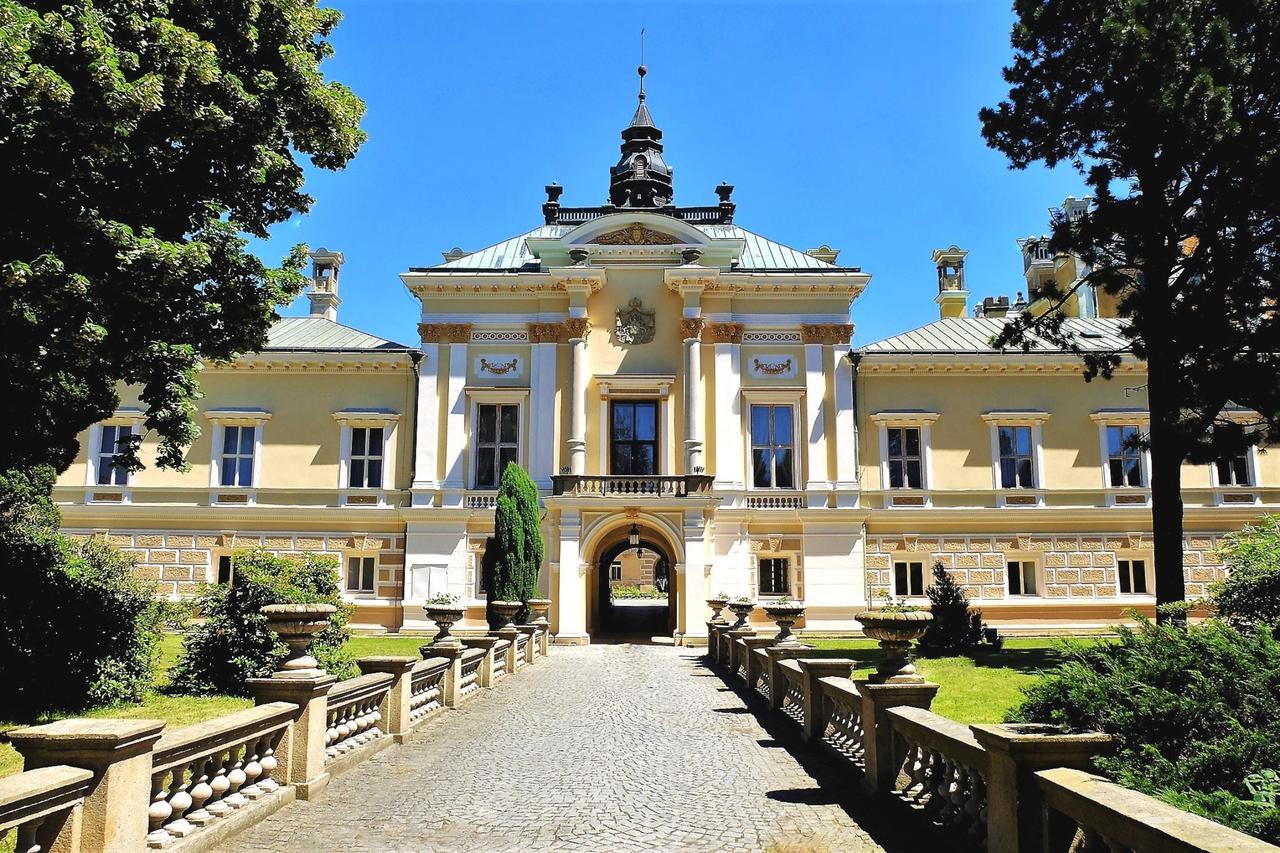 Zamek Svetla Nad Sazavou Hotel Exterior photo